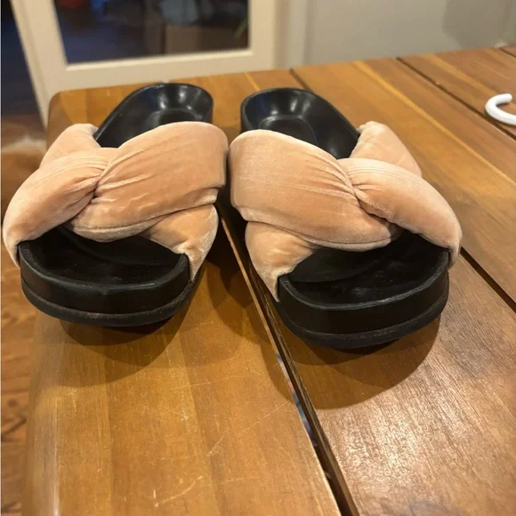 Chloe Peach Velvet and Black Sandals Women’s Size US 6/ EU 36 - Picture 4 of 4